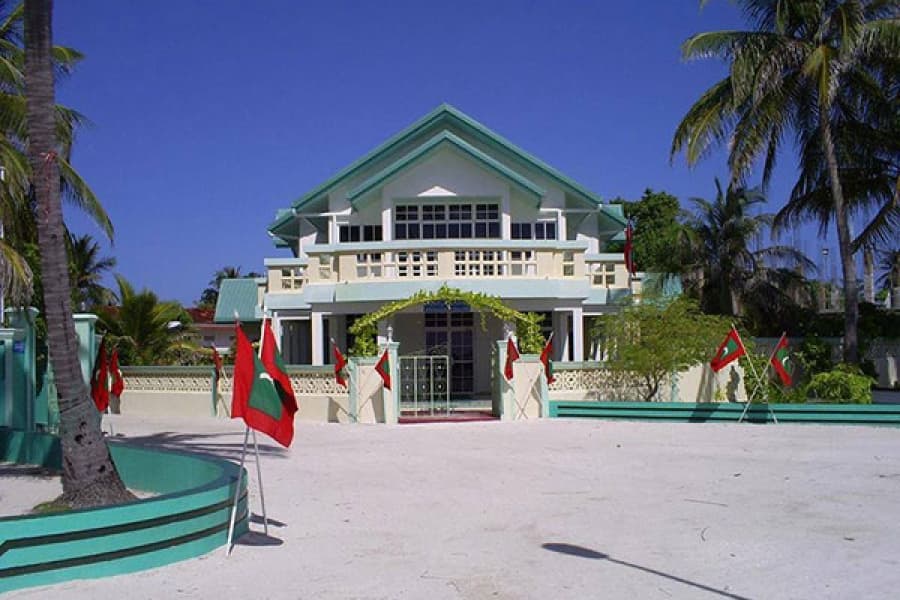 އަތޮޅު ކައުންސިލްތައް އުވާލުމުން އެސްޖީން މަގާމުން ވަކިކޮށްފި