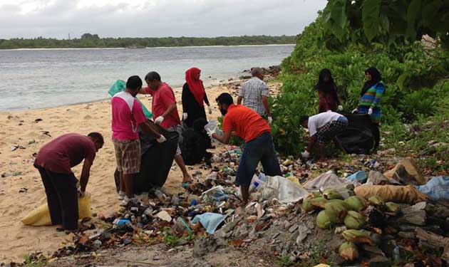 ދަ ބިގިނާސް އިން ރަށުތެރެ ސާފުކޮށްފި
