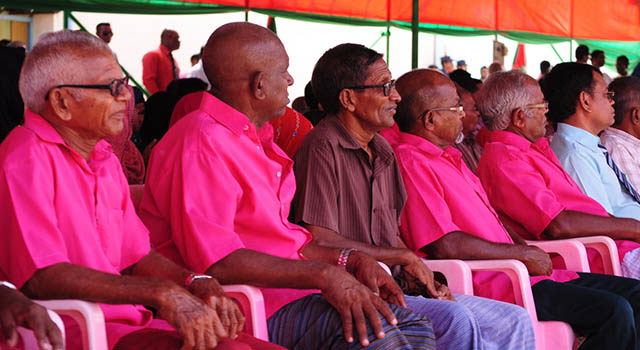 އޭދަފުށީ ބިން ހިއްކުމުގެ ރަސްމިއްޔާތުގެ ތެރެއިން- ނިއަމިފޮޓޯ