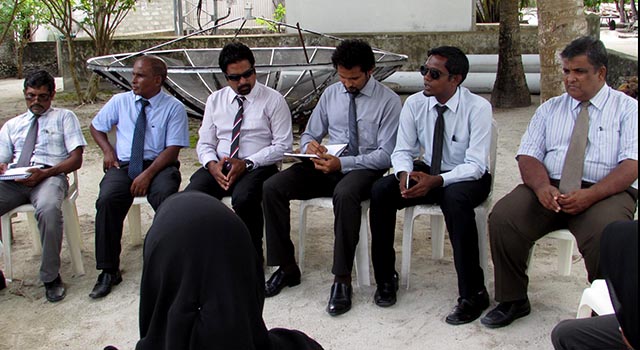ބ. އަތޮޅު ކައުންސިލަރުން ތައާރަފުވުމުގެ ގޮތުން ފަޅުތެރެއަށް ކުރެއްވި ދަތުރުފުޅުގެ ތެރެއިން-- ފޮޓޯ / ނަވާލު