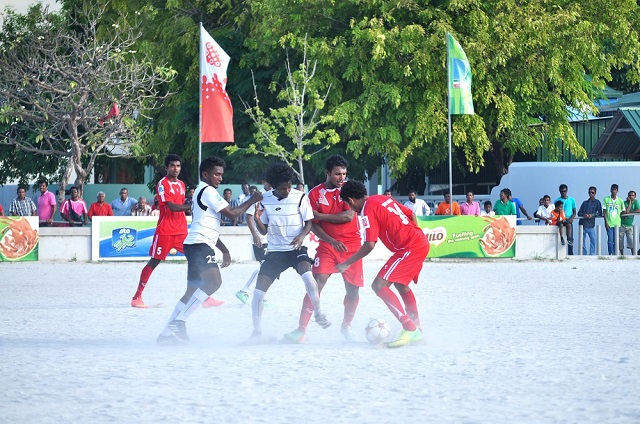 ިއަދު ގޮއިދޫ އާއި ފެހެންދޫ ބައްދަލުކުރި މެޗުގެ ތެރެއިން – އީޓީ ފޮޓޯ: ނައުޝަލް