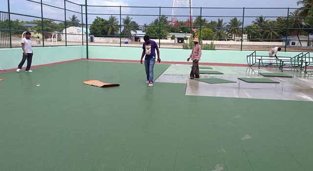 ދަނޑުގައި އަޅާ މެޓަކީ ކޮލިޓީގެ ގޮތުން ވަރަށް ރަނގަޅު، ކުޅުންތެރިންނަށް ވެސް ފަސޭހަ، ރައްކާތެރި މެޓަކަށްނޭކަމަށް ކުޅިވަރާބެހޭ މިނިސްޓްރީން ވަނީ ބުނެފަ އެވެ