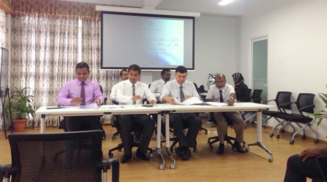 އެންވަޔަރަމެންޓް މިނިސްޓްރީގައި މިއަދު ބޭއްވި ހަފްލާގައި އަލް- ހަބްޝީއާ އެކު ސޮއިކުރަނީ --ހަވީރު ފޮޓޯ: