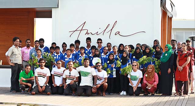 އާތު ޑޭ ފާހަގަ ކުރުމަށް ބޭއްވި ހަރަކާތުގެ ބައިވެރިން ފޮޓޯއަކަށް ހުއްޓިގެން-- ފޮޓޯ އަމިއްލަ ފުށި