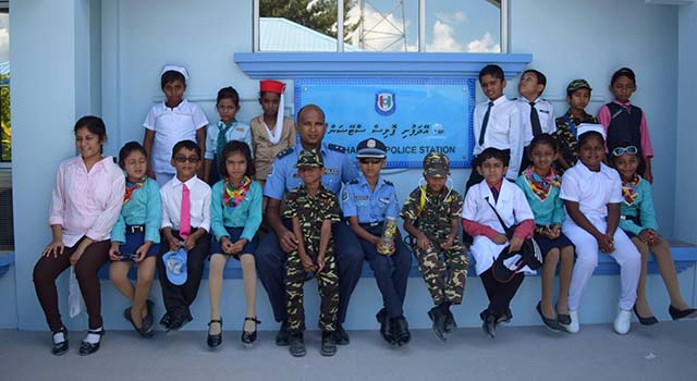 ކެރިއަ ޑޭ ފާހަގަކުރުމަސް ޕްރައިމަރީ ބައެއް ދަރިވަރުން ޕޮލިހަށްކުރި ޒިޔާރަތުގެ ތެރެއިން