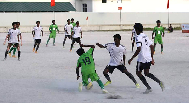 މިއަދު ކިހާދު މޯލްޑިވްސް އާއި އަމިއްލަފުށި ބައްދަލުކުރި މެޗުގެ ތެރެއިން - އީޓީ ފޮޓޯ: ފަވާޒު އިސްމާއިލް