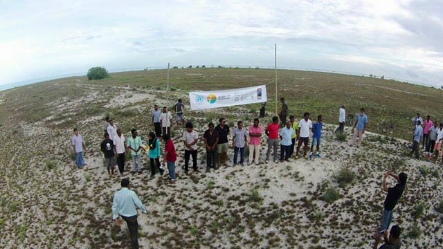 ތިމާވެށިގެ ދުވަސް ފާހަގަކުރުމަށް ތުޅާދޫ ހިއްކި ބިން ފެހި ކުރުމަށް ބޭއްވި ގަސްއިންދުމުގެ ޕްރޮގްރާމުގެ ތެރެއިން