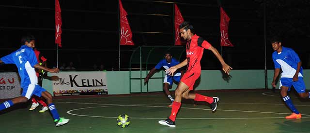 ރޭ ލަކީ އެއިޓް އާ ދިރާގު ބައްދަލުކުރި މެޗުގެ ތެރެއިން