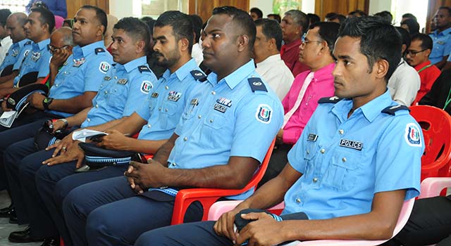 އައިއޯ ކޯސް ފެށުމުގެ ގޮތުން އޭދަފުށީގައި ބޭއްވި ރަސްމިއްޔާތުގެ ތެރެއިން-- އީޓީ ފޮޓޯ / ތޯރިގް