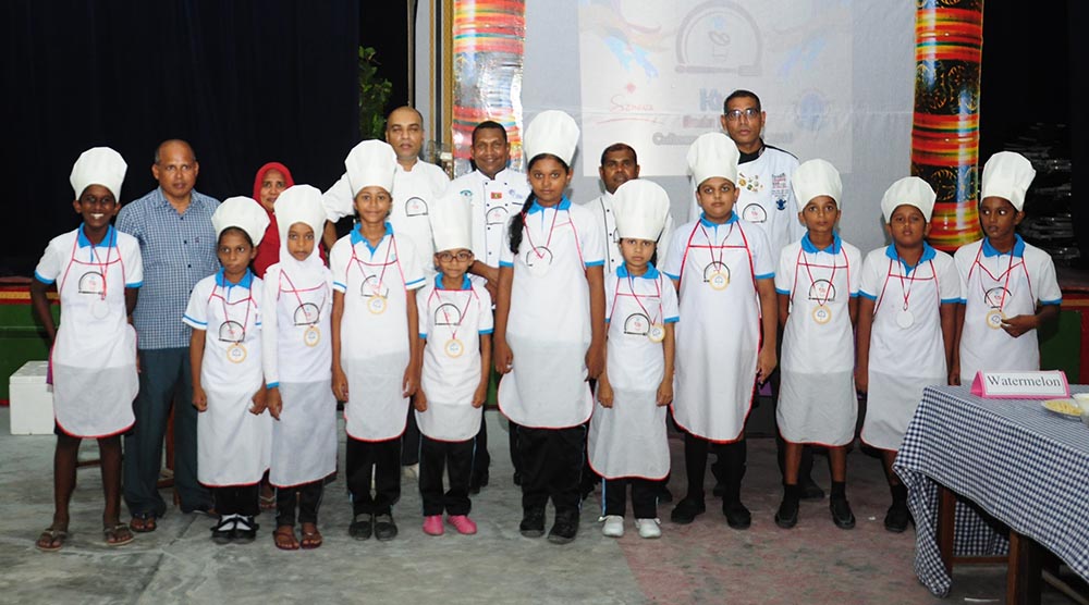 ބ. އަތޮޅު ތައުލީމީ މަރުކަޒުގެ ގްރޭޑް 4-5 ގެ ދަރިވަރުންގެ މެދުގައި ބޭއްވި ކެއްކުމުގެ މުބާރާތުން އެއްވަނަ ގްރޫޕް– އީޓީ ފޮޓޯ / ތޯރިގް އަބްދުއްރަހްމާން