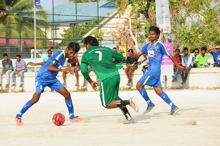 ޔުނައިޓެޑް ވީ އާއި ޑީކޭ ޔުނައިޓެޑް މޮޅުވެ ކުއާޓާ ފައިނަލަށް ދިޔަ ޓީމްތަށް ޔަގީންވެއްޖެ