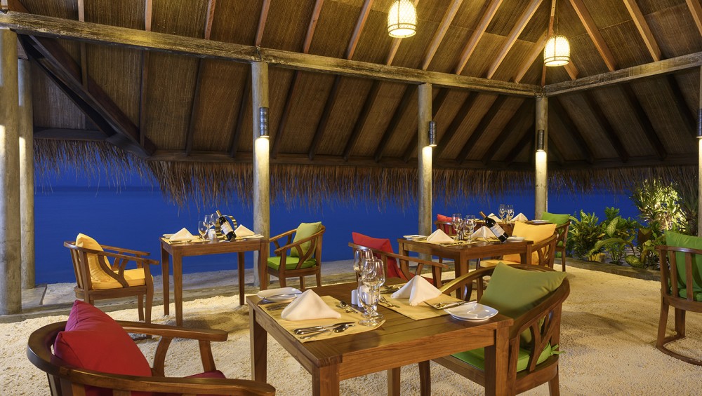 Dhigu-restaurant1-1000x565