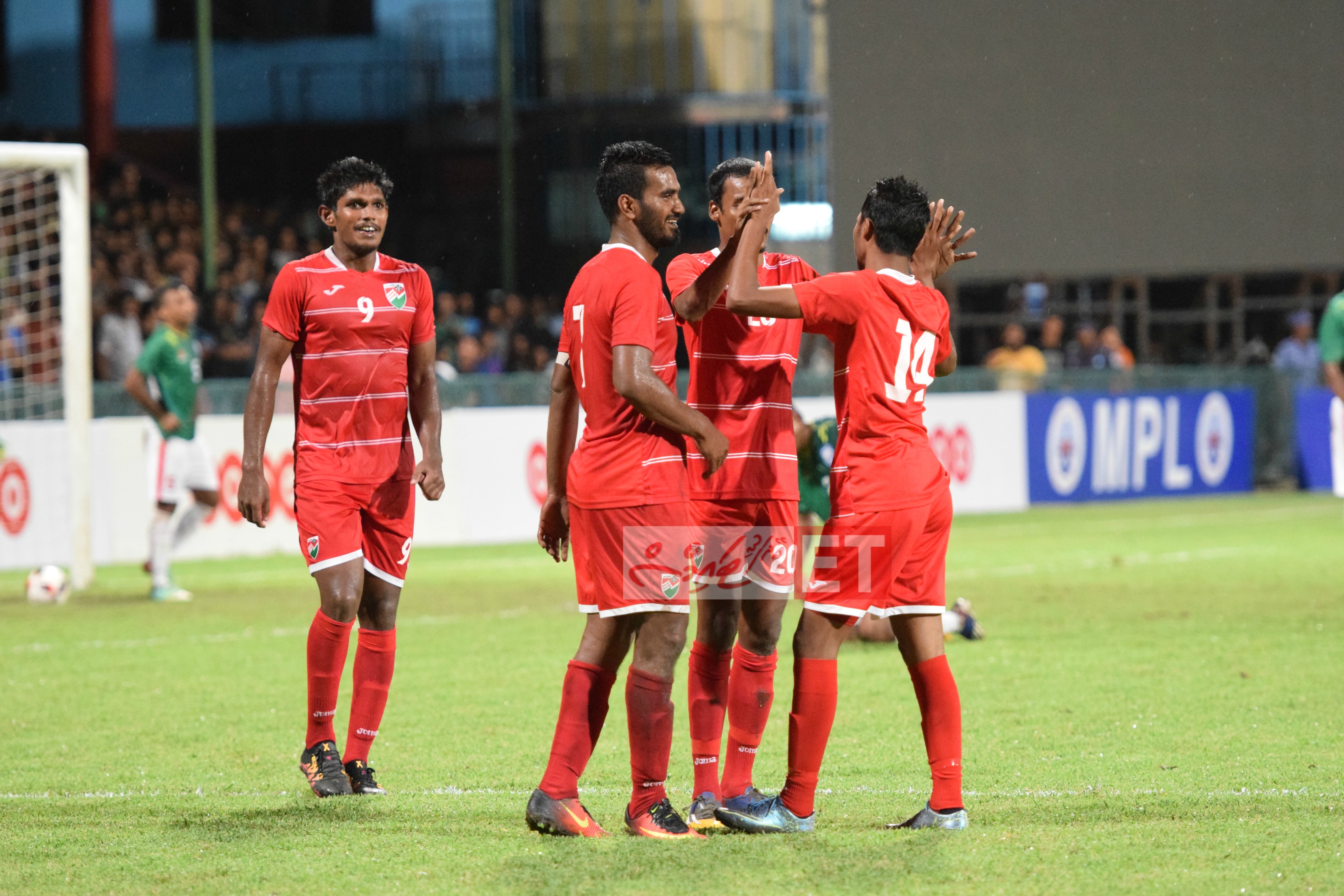 ހަމްޕު ސީނިއަރ ގައުމީ ފުޓްބޯޅަ ޓީމަށް ފުރަތަމަ ގޯލް ކާމިޔާބު ކޮށްދިނުމަށް ފަހު އުފާ ފާޅުކުރަނީ | އީޓ ފޮޓޯ:ރާއިފް ޔޫސުފް