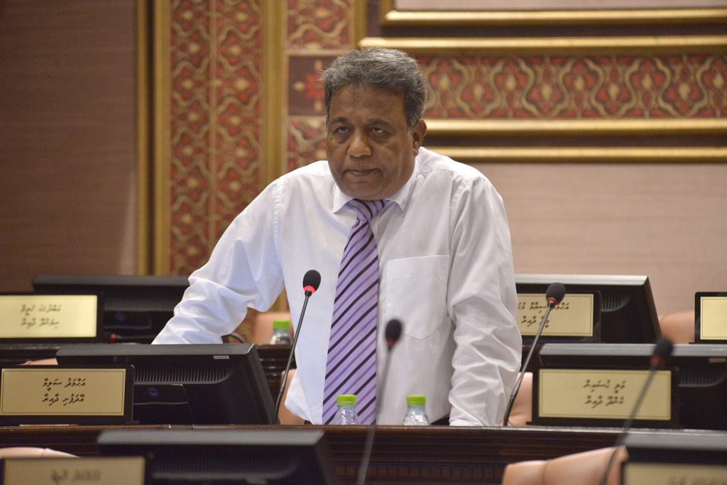 މަގާމުން ވަކިކޮށްފާނެތީ އެއްވެސް ފަނޑިޔާރަކު ބިރުގަންނަން ނުޖެހޭ: ސަލީމް