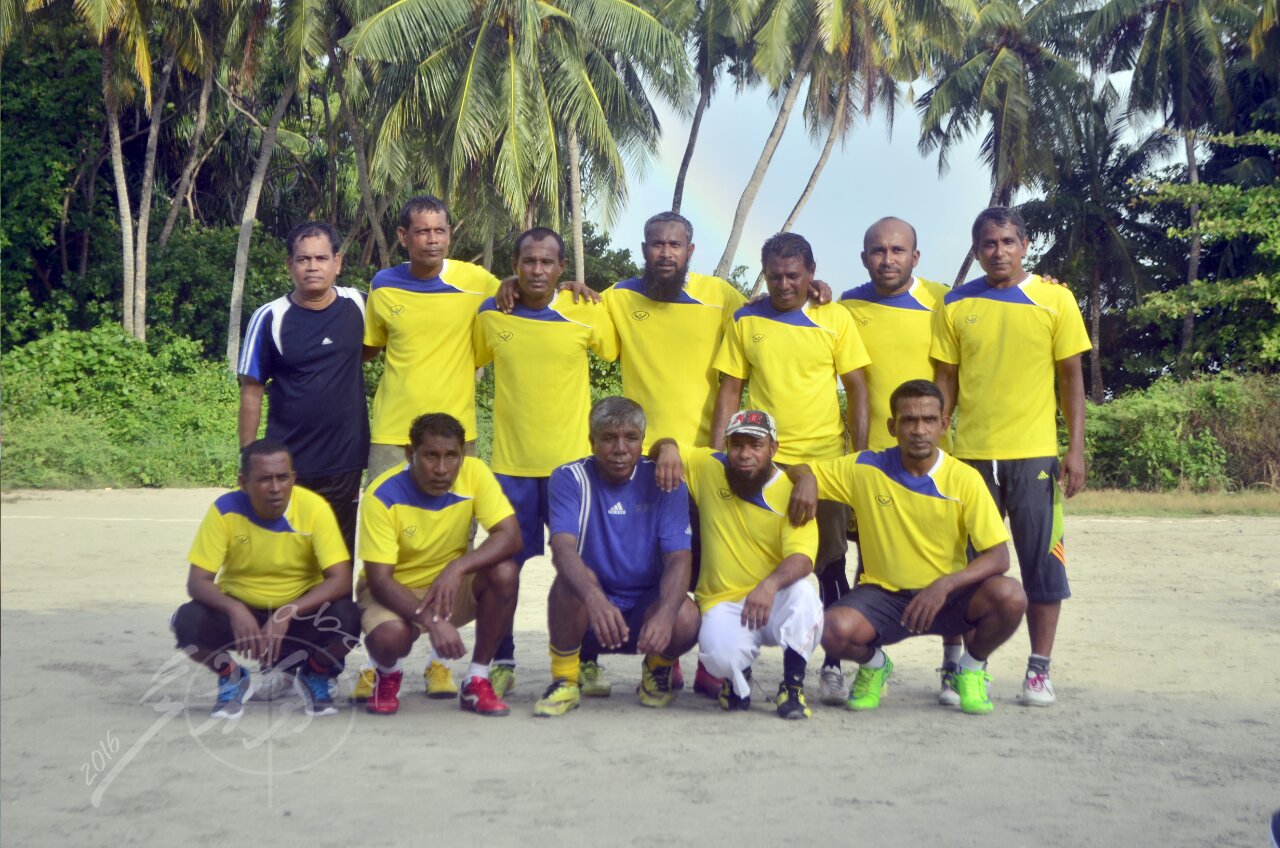 އޭދަފުށީ ވެޓަރެންސް ޓީމުއާއި
