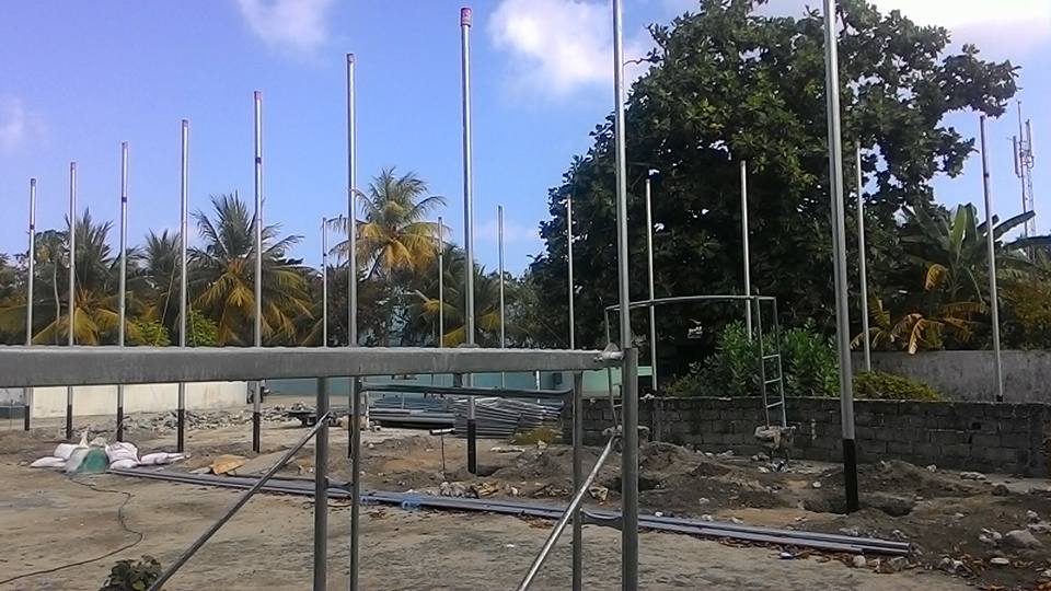 މާޅޮހުގައި އިންޑޯ ބެޑްމިންޓަން ކޯޓެއް އަޅަނީ