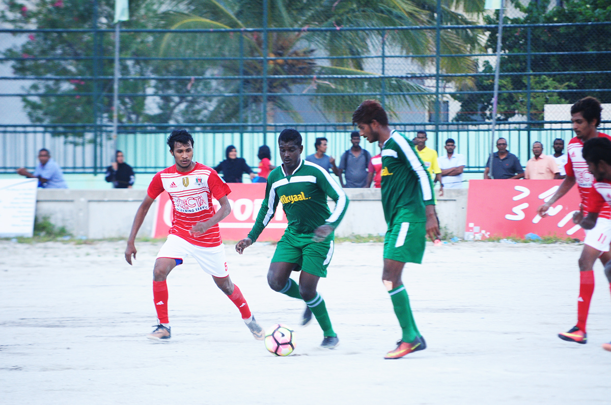 މިއަދު ހަވީރު އޭދަފުއްޓާއި ފެހެންދޫ ބައްދަލުކުރި މެޗްގެ ތެރެއިން | އީޓީ ފޮޓޯ:ރާއިފް ޔޫސުފް
