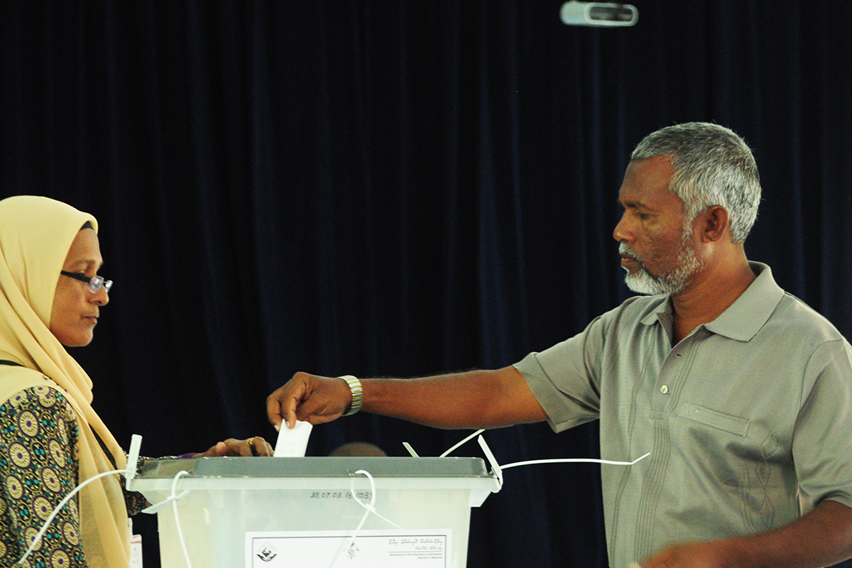 އޭދަފުށީ ކައުންސިލަށް 12، އަތޮޅު ކައުންސިލަށް 7 ކެންޑިޑޭޓުން