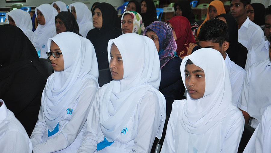 ބީޓެކް އޭލެވެލް ތައާރަފުކޮށް ގްރޭޑް 11 ގެ ކިޔެވުން ފަށައިފި