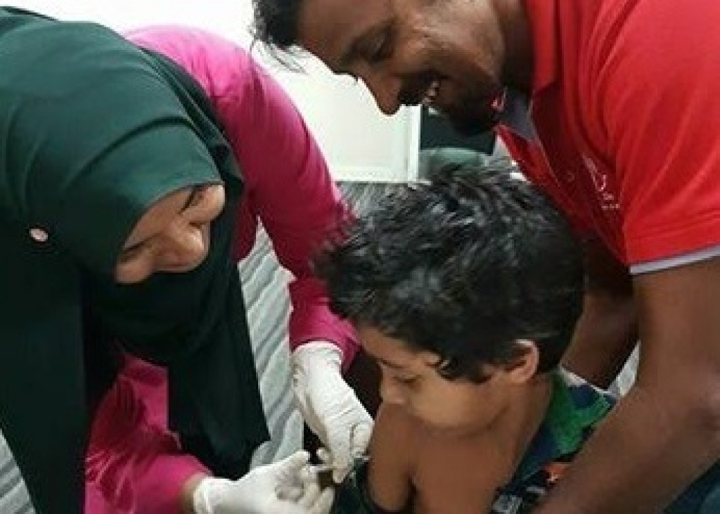 ދިރާގުގެ މުވައްޒަފުންނާއި އާއިލާއަށް އިންފުލުއެންޒާ ވެކްސިން ޖަހައިދެނީ