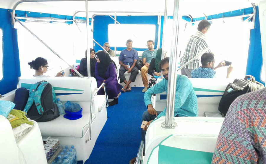 ބ. އަތޮޅުކައުންސިލުގެ މުވައްޒަފުން ތިލަދުއްމައްޗަށް ދިއުމުގެ ދަތުރުގައި