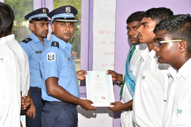 ދަރަވަންދޫގައި ބޭއްވި 64 ވަނަ ރެޑީ ކޭމްޕް ނިންމުމުގެ ރަސްމީޔާތުގެ ތެރެއިން | ފޮޓޯ:ޕޮލިސް