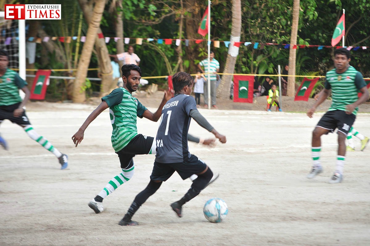ފޮޓޯ ގެލަރީ: އޭދަފުށި އޮޅުވެލިފުށި ބައްދަލުކުރި މެޗް