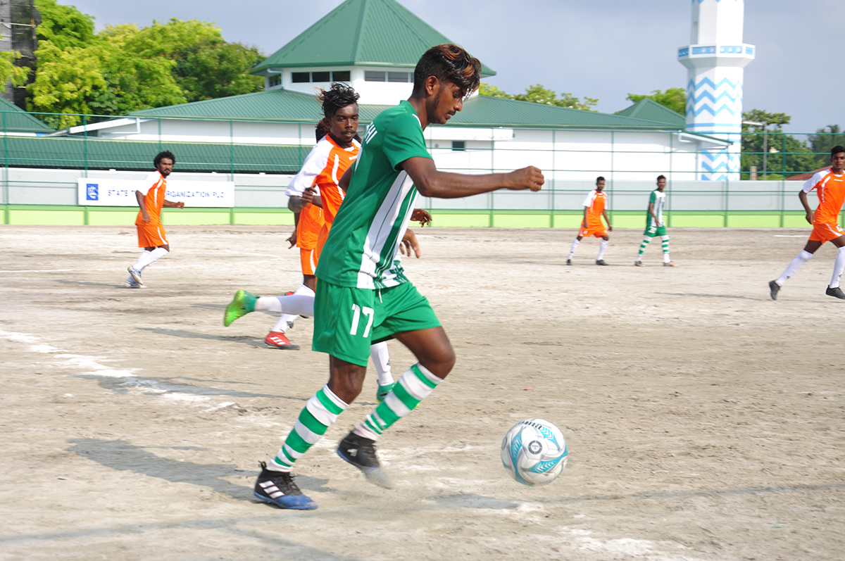 ދަރަވަންދޫ އާއި އޭދަފުށީ މިއަދު ހަވީރު ކުޅުނު މެޗްގެ ތެރެއިން | އީޓީ ފޮޓޯ:ރާއިފް ޔޫސުފް