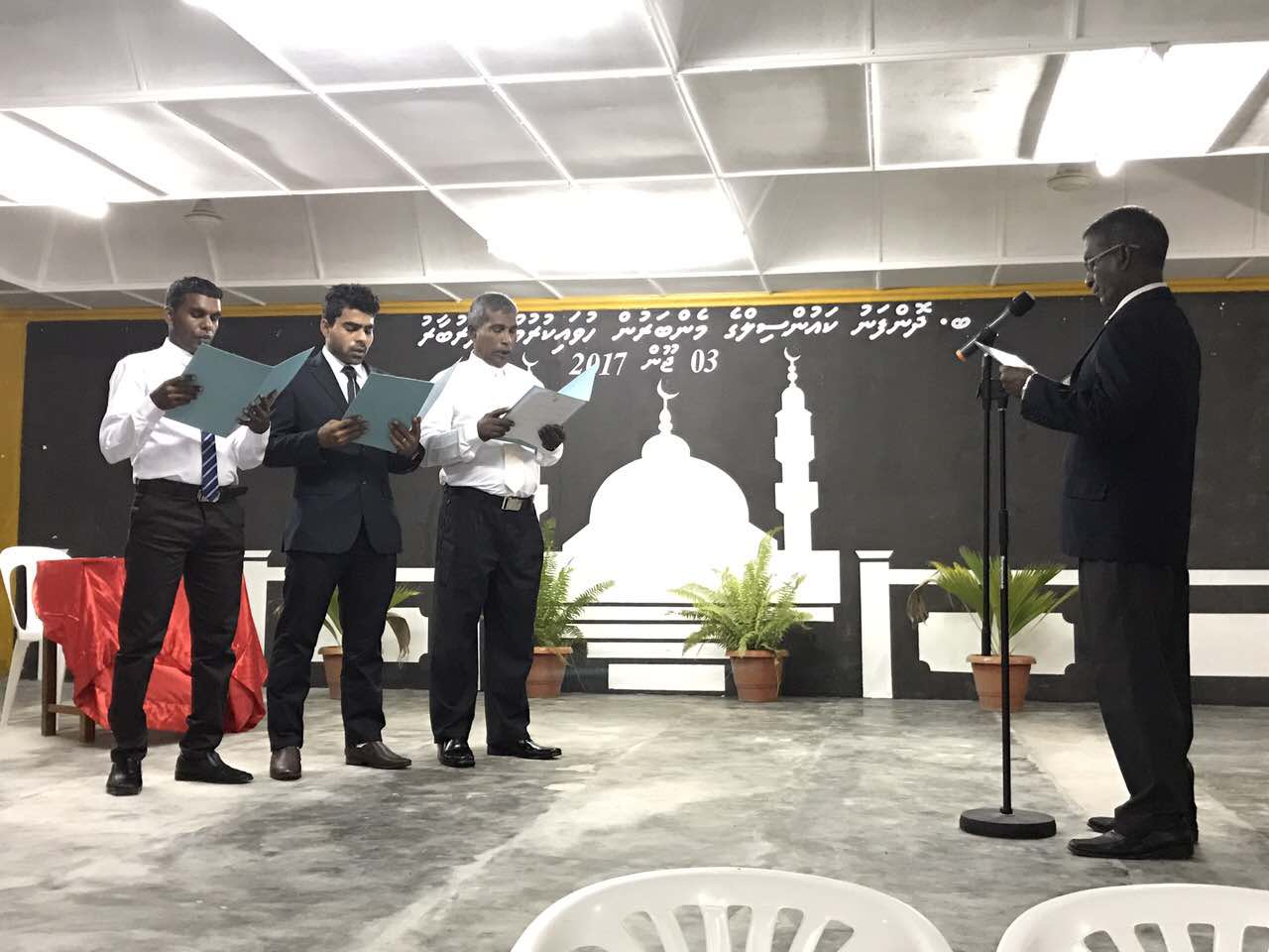10 ފަހަރަށް ވޯޓް ލައިގެންވެސް ދޮންފަނު ކައުންސިލަށް ރައީސަކު އިންތިހާބުނުވި