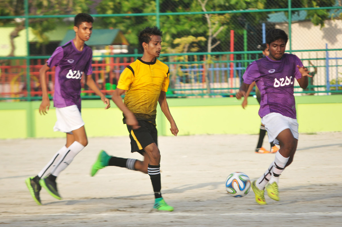 އިންޓަރ ހައުސް ފުޓްބޯޅަ މުބާރާތް ފަށައިފި