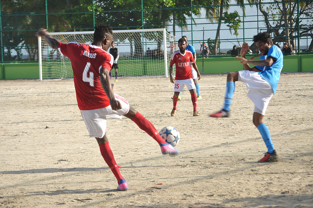 ޗެންޕިއަން އެމް.އޭ ޔުނައިޓެޑް ކައިރިން ސައިނޯސާ އަށް ހަނި މޮޅެއް
