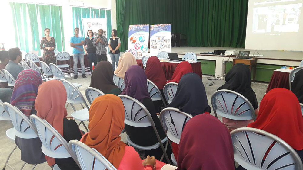 ގްލޯނެޓް ރޯޑްޝޯ ފަށައިފި