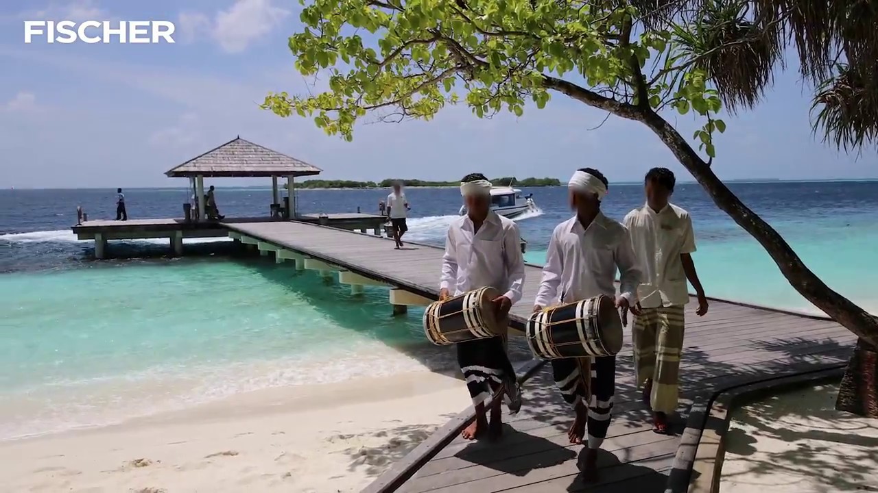 ރޯޔަލް ރިސޯޓުން ބައެއް ވަޒީފާތަކަށް މީހުން ހޯދަނީ