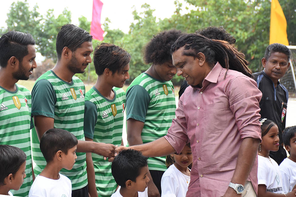 ޓީމެއްގެ ގޮތުގައި ގޮއިދޫ މޮޅު، ހުނަރު ހުރީ އޭދަފުށީގައި: ސުޒޭން