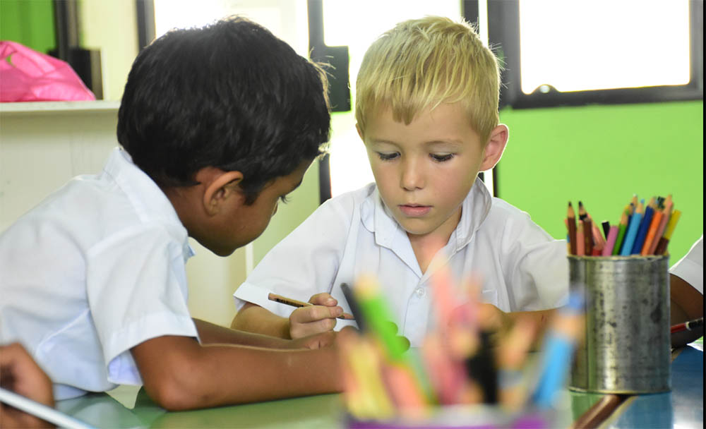 ޓެބްލެޓް ބޭނުންކޮށްގެން ކިޔަވައިދޭން ފަށާނީ މޭ 7ގެ ފަހުން: މިނިސްޓްރީ