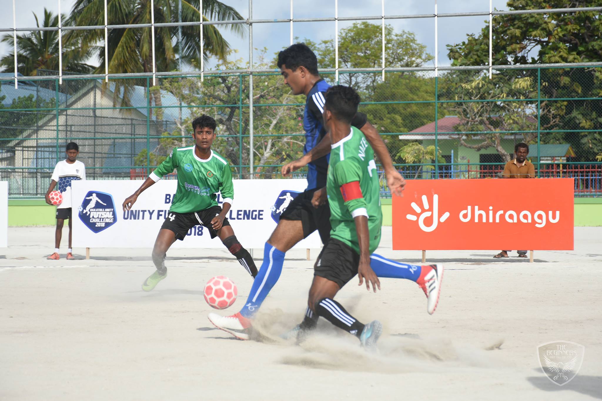 ޑުސިޓް އާއި އެކުވެރި ގައީޒް އެއްވަރުވިއިރު، ޔުނައިޓެޑް ވީ މޮޅުވެއްޖެ