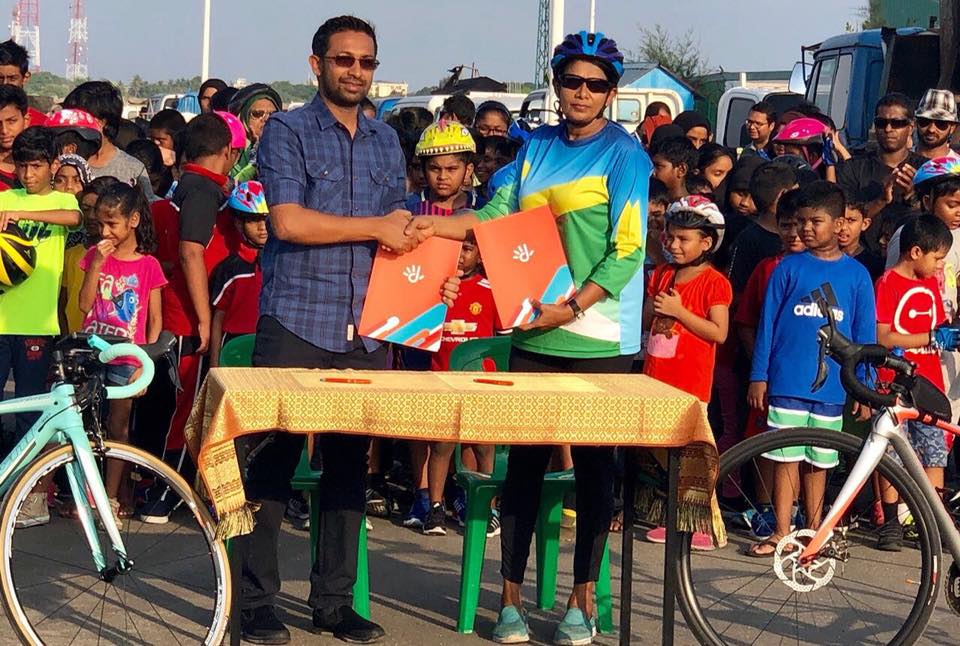 އިންޓަ ސްކޫލް ބައިސްކަލް މުބާރާތުގެ ސްޕޮންސަރަކަށް ދިރާގު