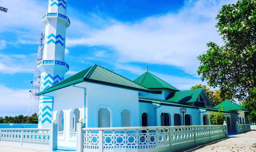 ފުރަތަމަ 15 - ފިތުރު ޒަކާތަށް އޭދަފުށިން ވިހިހާސް ރުފިޔާ