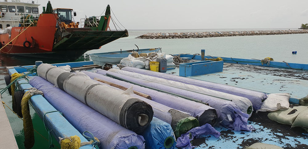 ބ. އަތޮޅުގެ ހަތް ރަށެއްގައި ފުޓްސަލް ދަނޑު އަޅާނެ ސާމާނު ގެނެސްފި