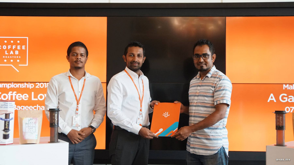 ދިރާގާއި ކޮފީ ލެބް ރޯސްޓާސް ގުޅިގެން ބޮޑު ކޮފީ އިވެންޓެއް ބާއްވަނީ