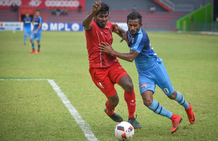 ފީފާގެ އެހީގައި އޭދަފުއްޓާއި ފެހެންދޫގައި ވިނަދަނޑު އަޅައިދެނީ