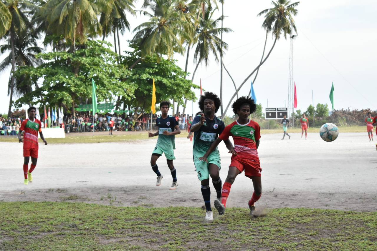 ޗެމްޕިއަން ގޮއިދޫ ބަލިކޮށް އޭދަފުށި ފައިނަލަށް