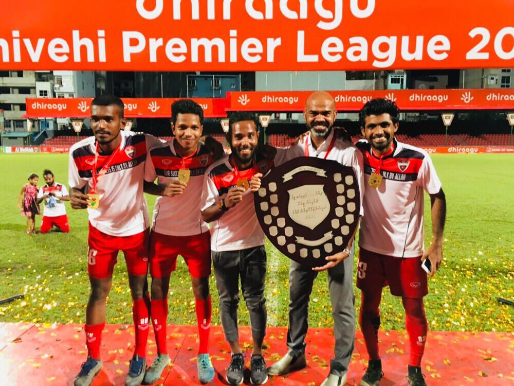 ތިން ކުޅުންތެރިންނާއެކު ކޯޗު އާފީ ވެސް ޓީސީއާއެކު ޗެމްޕިއަނަކަށް