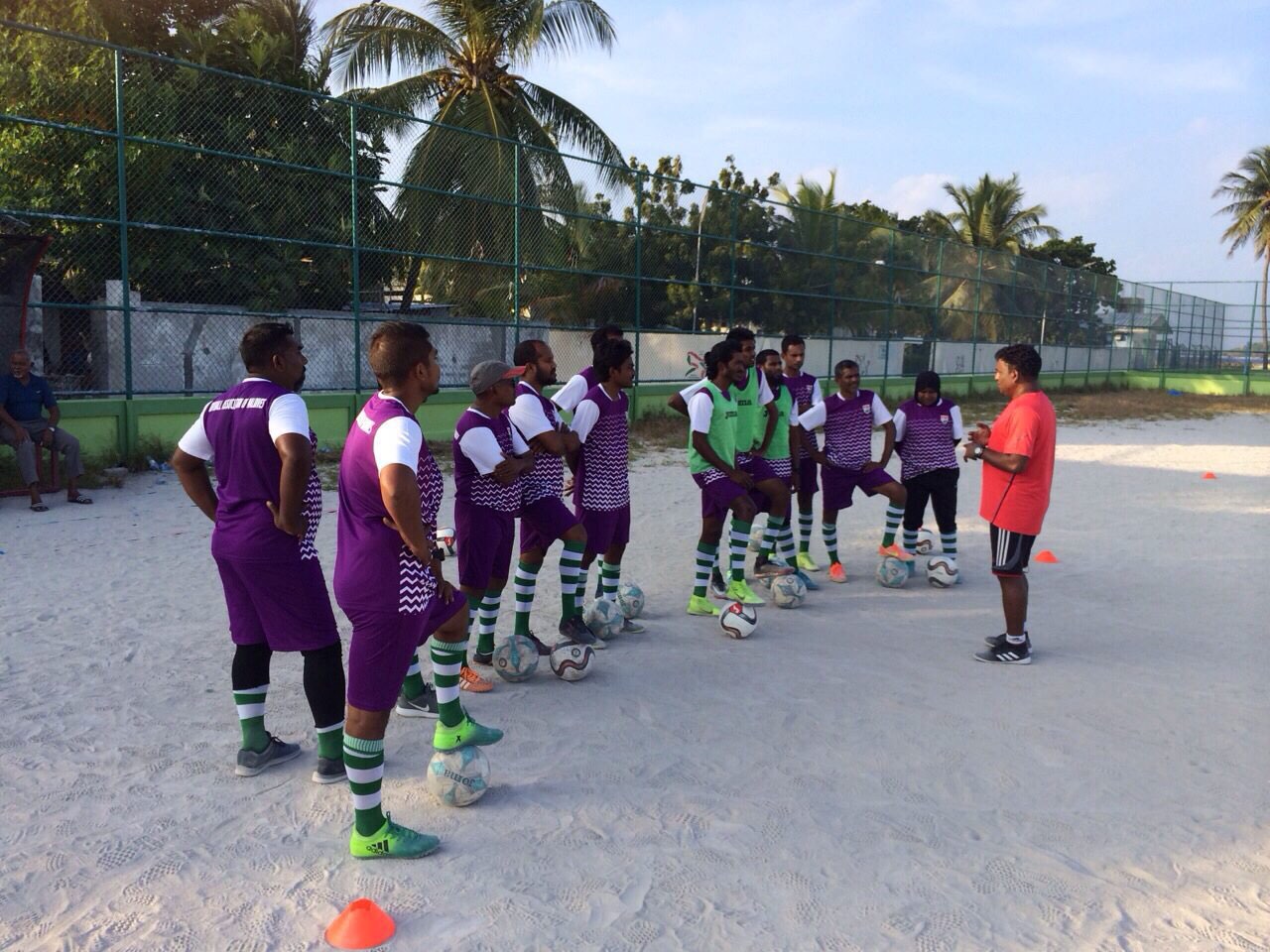 އޭދަފުށީގައި ސީ ލައިސަންސް ކޯޗިން ކޯހެއް ފަށައިފި