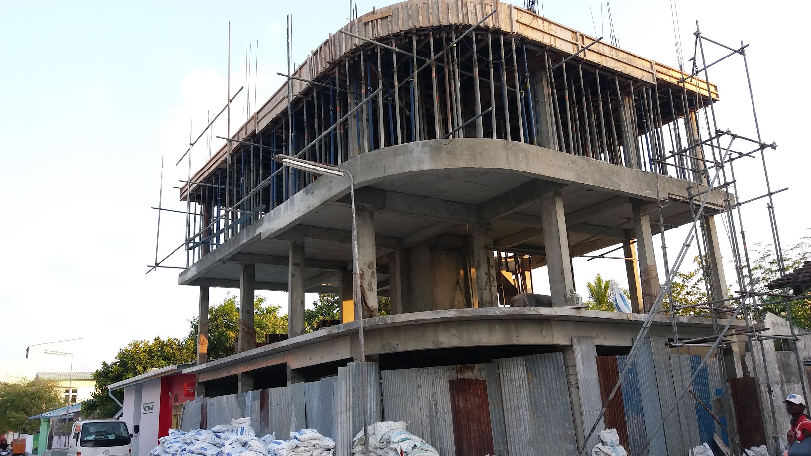 އިމާރާތް ކުރާއިރު ރައްކާތެރިކަމުގެ ފިޔަވަޅު އަޅަން އިލްތިމާސްކޮށްފި