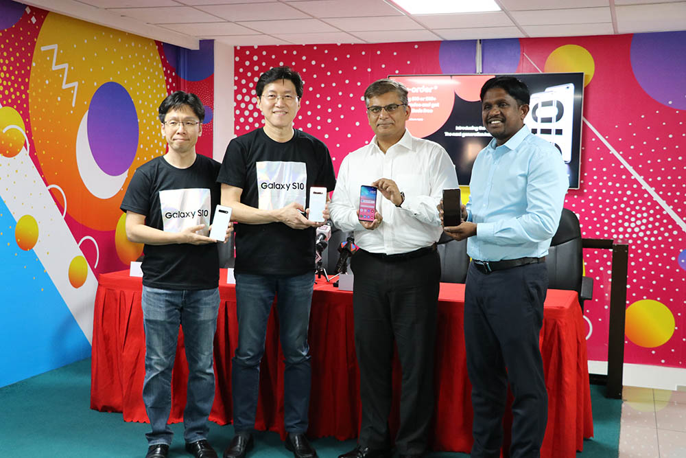 ގެލެކްސީ އެސް 10 ގެ ފޯނުތަކަށް އުރީދުން ޕްރީ އޯޑަ ނަގަން ފަށައިފި