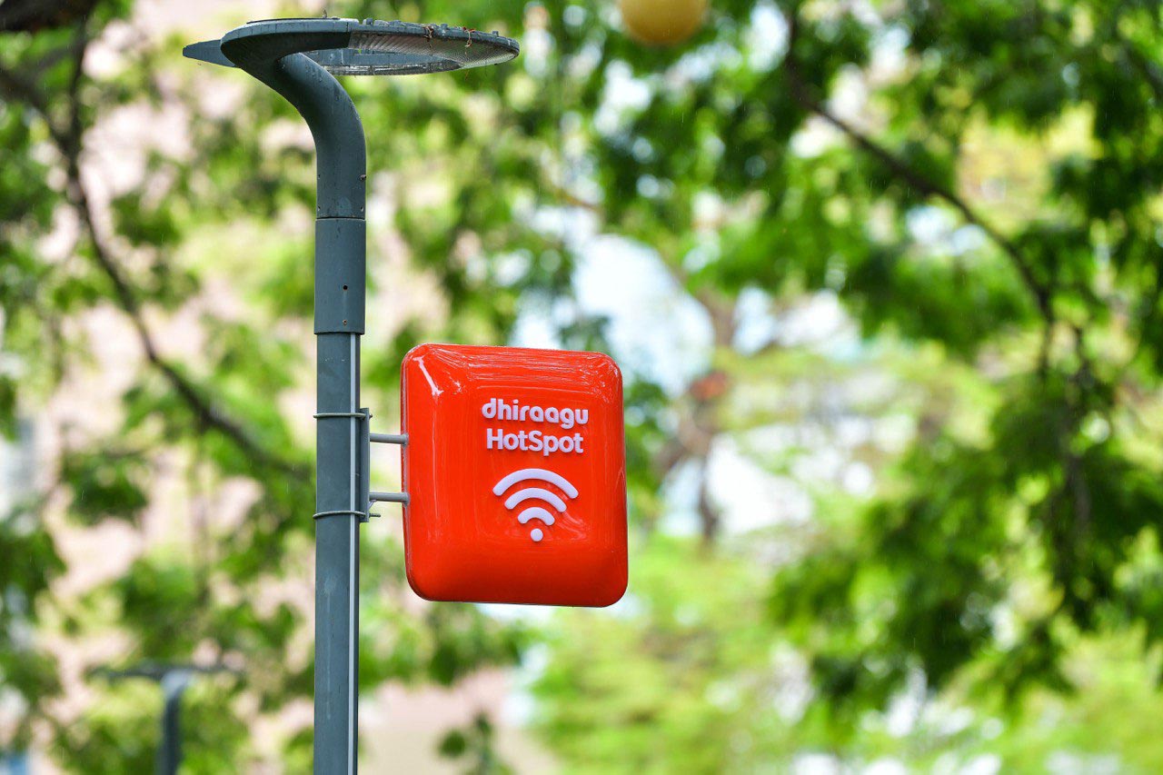 15 ސަރަހަދެއްގައި 