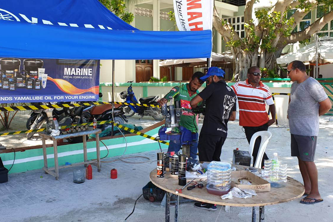 ޔަމަހާ އިންޖީނު ސާވިސްކޮށްދޭ ކޭމްޕެއް އޭދަފުށީގައި