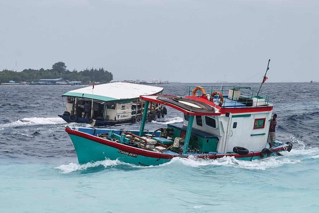 ބ. އަތޮޅަށް މޫސުން ގޯސްވެ، ޔެލޯ އެލާޓް ނެރެފި