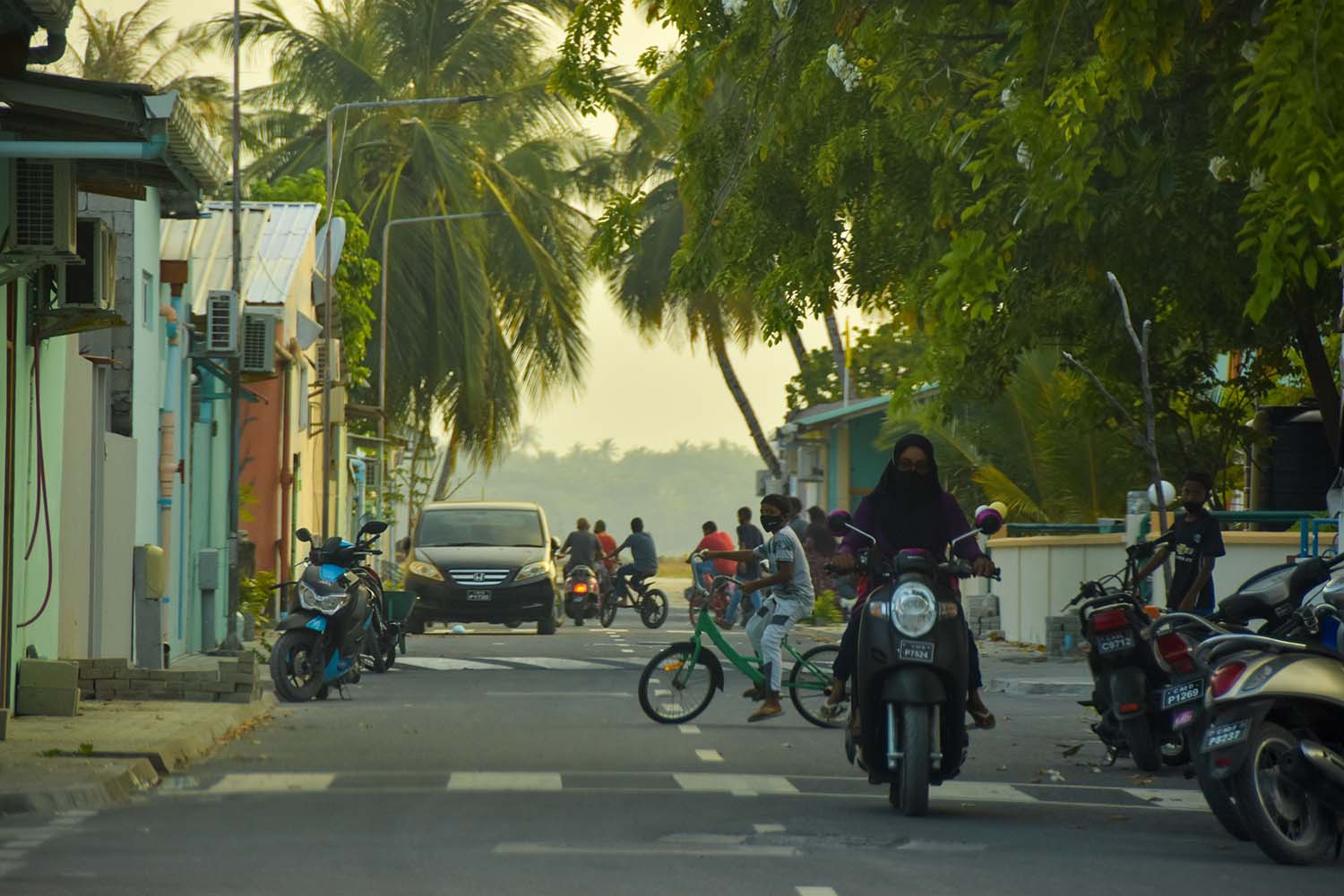 މާދަމާ ހަވީރު އޭދަފުށީގައި ވެހިކަލް ދުއްވުން މަނާ